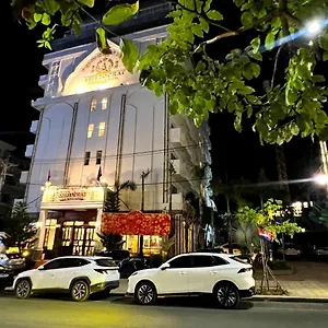 Aristocrat & Sihanoukville